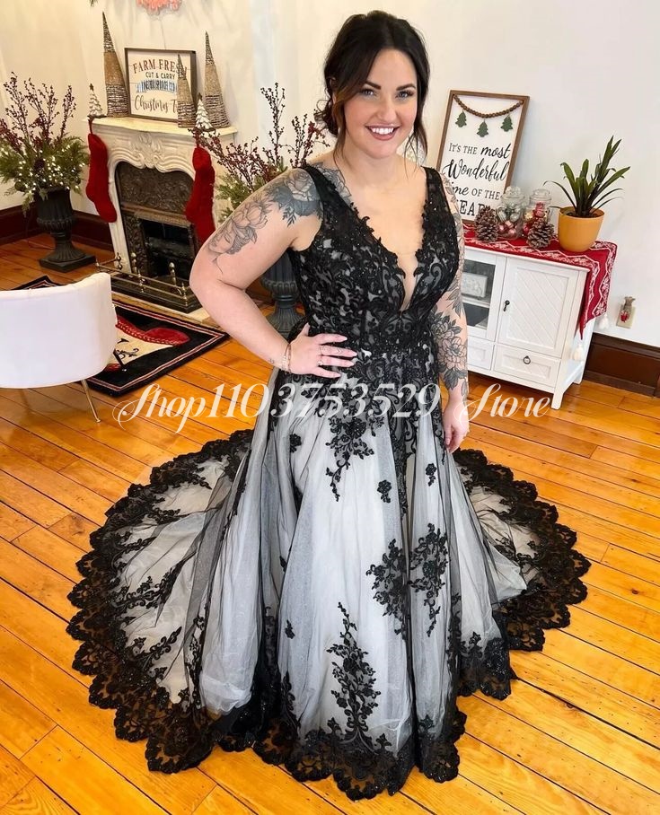 Gotik V Yaka Gelinlik Siyah Be - Embroidery Gothic incelemesi ve fiyatı